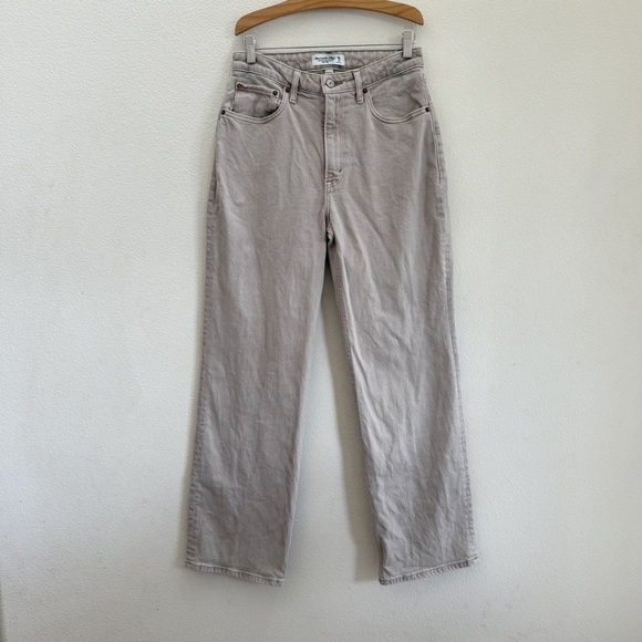 Abercrombie & Fitch High Rise 90s Relaxed Jean in Oat 28 - Picture 2 of 4